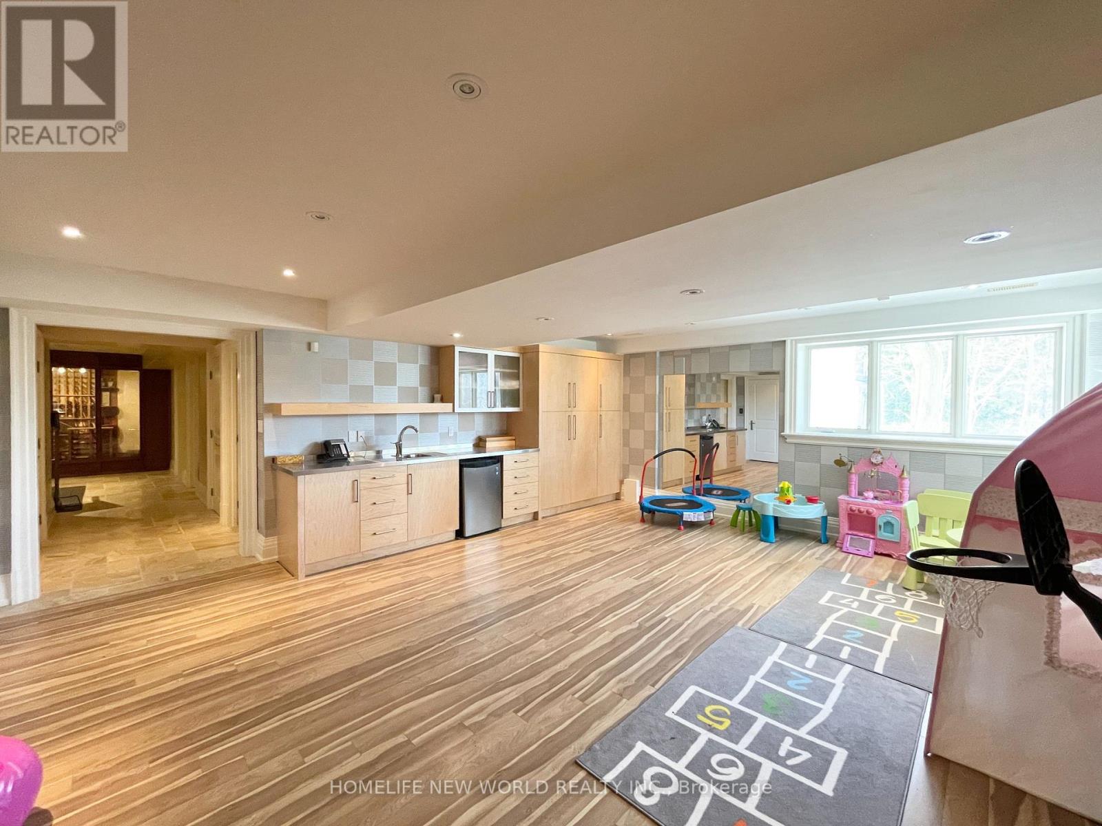 94 Inglewood Drive, Toronto, Ontario  M4T 1H5 - Photo 32 - C12158076