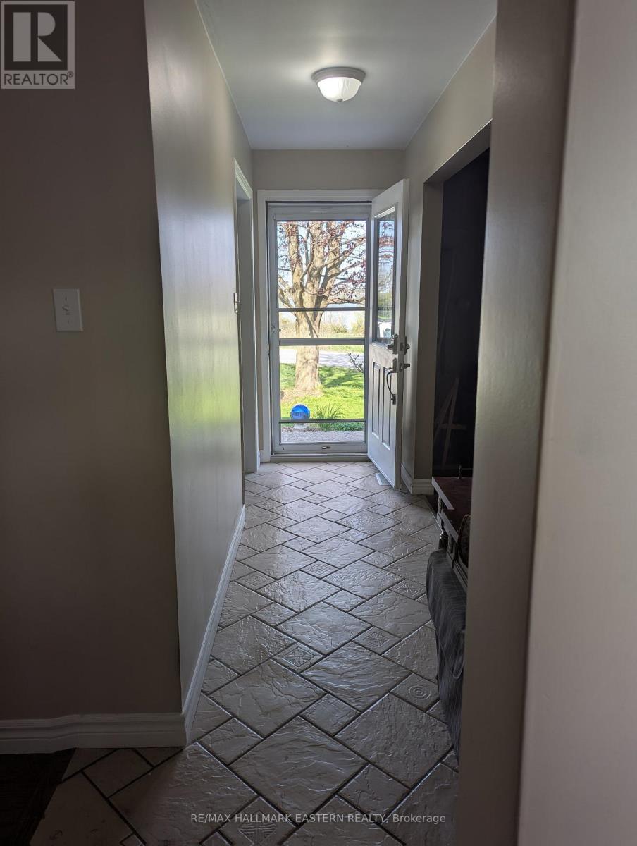 Property at 352 PEREGRINE ROAD image 2