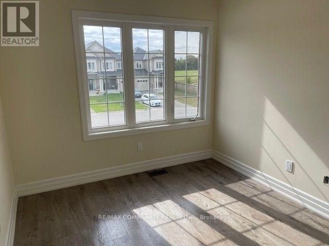 128 Wagner Crescent, Essa, Ontario  L0M 1B6 - Photo 16 - N12155795