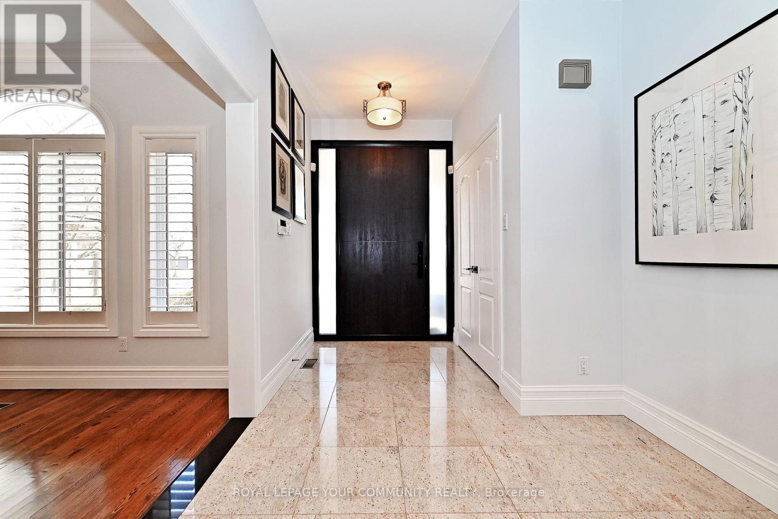 Property at 4 CAMGREEN COURT image 2