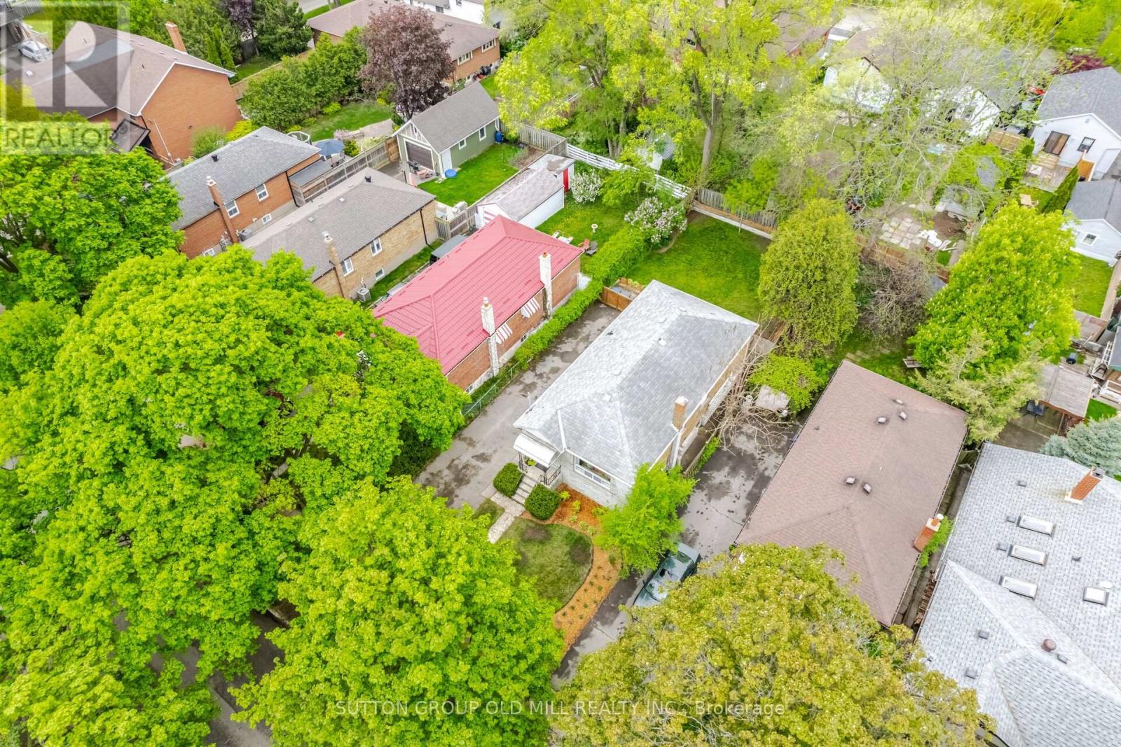 112 North Carson Street, Toronto (Alderwood), Ontario  M8W 4C8 - Photo 44 - W12158127