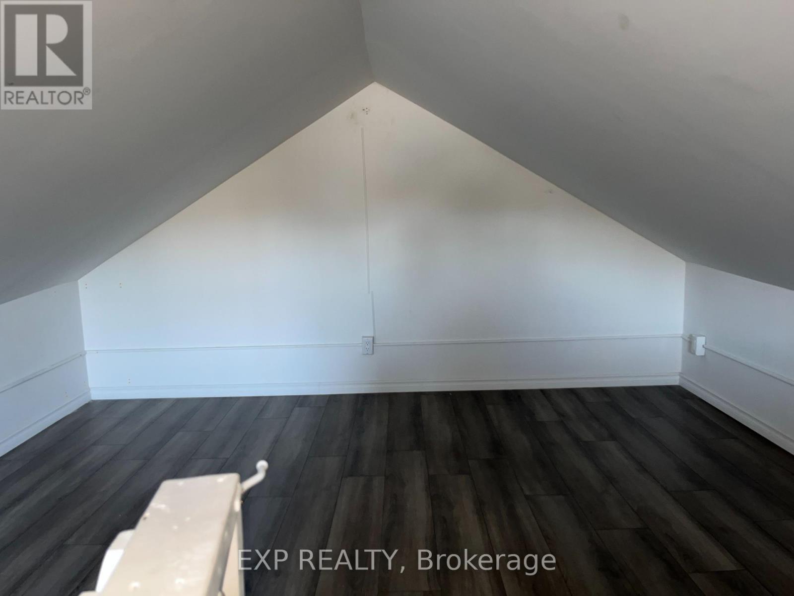 22166 Loyalist Parkway, Quinte West, Ontario  K0K 1L0 - Photo 11 - X12158141