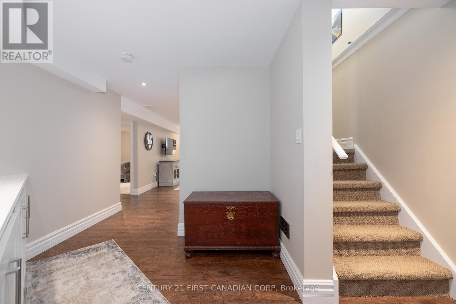 21 Maplewood Lane, Middlesex Centre, Ontario  M0M 2A0 - Photo 26 - X12158175