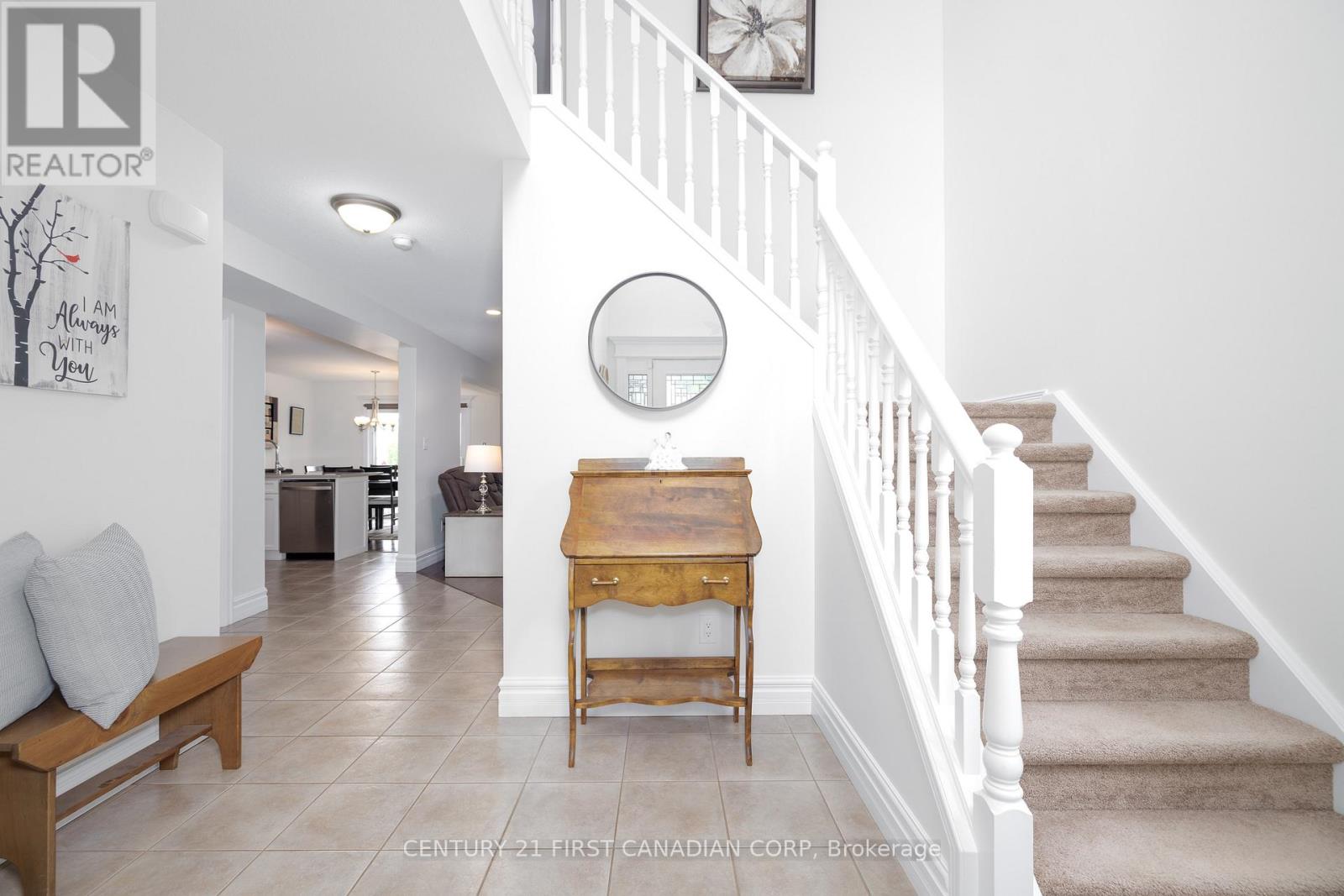 21 Maplewood Lane, Middlesex Centre, Ontario  M0M 2A0 - Photo 3 - X12158175