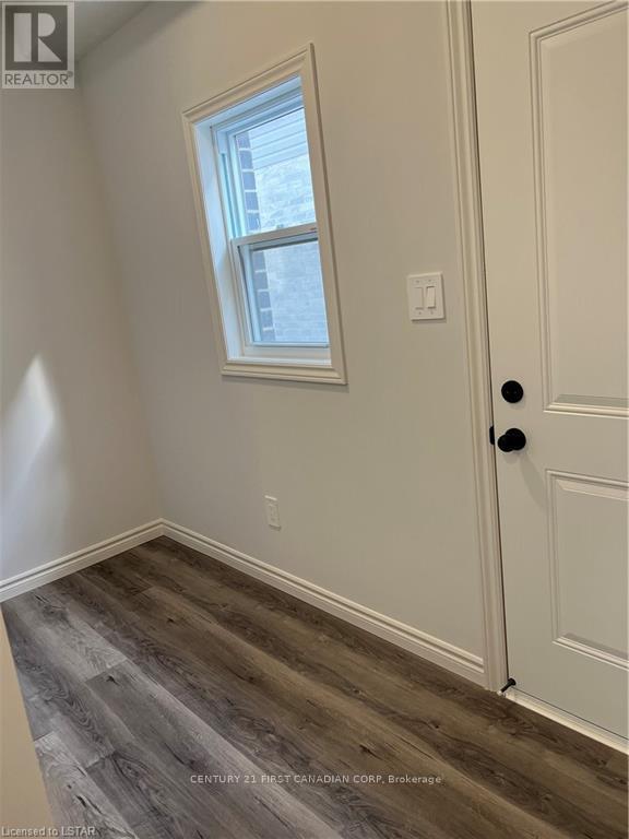 140 Byers Street, London South (South W), Ontario  N6L 0J3 - Photo 2 - X12158200