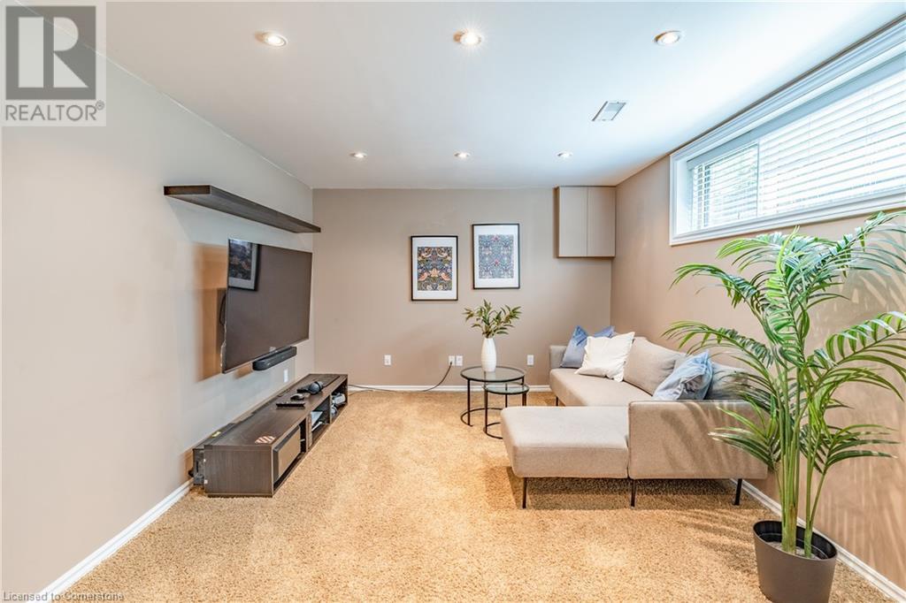 16 Nicklin Crescent, Guelph, Ontario  N1H 5E9 - Photo 9 - 40730022