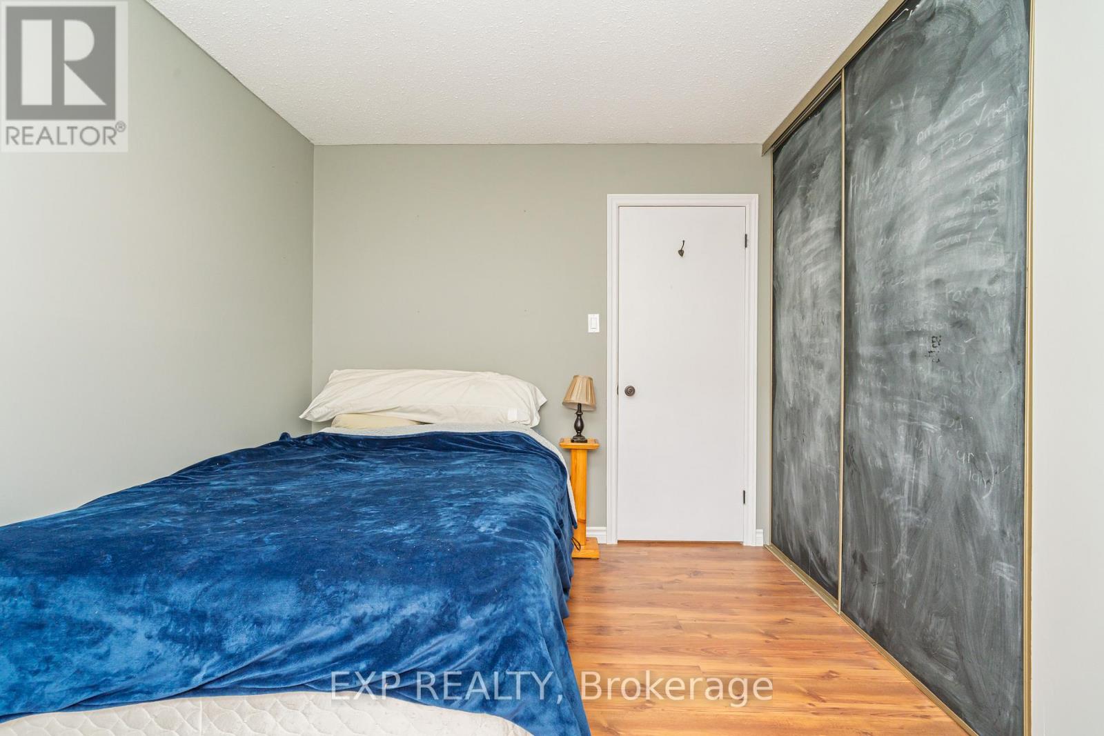 6453 Viseneau Drive, Ottawa, Ontario  K1C 5H1 - Photo 13 - X12158154