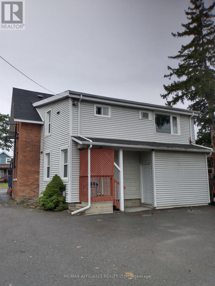 71 Mcgonigal Street W, Arnprior, Ontario  K7S 1M2 - Photo 2 - X12158164