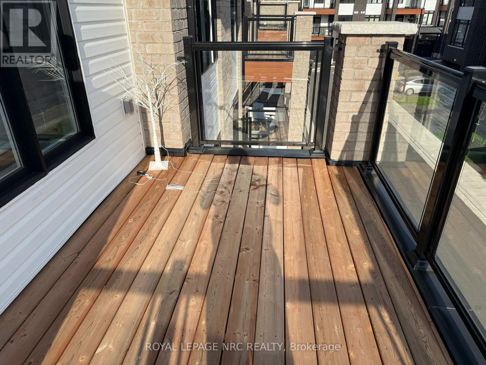48 Sidney Rose Common Avenue N, St. Catharines, Ontario  L2T 0B3 - Photo 12 - X12158165