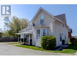 16 YONGE STREET N, Springwater, Ontario