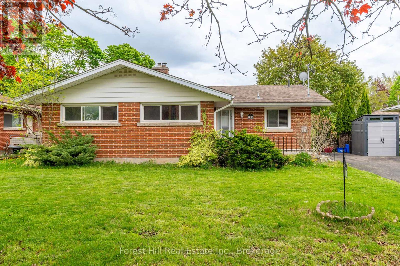 110 Stonybrook Drive, Kitchener, Ontario  N2M 4L7 - Photo 2 - X12158201