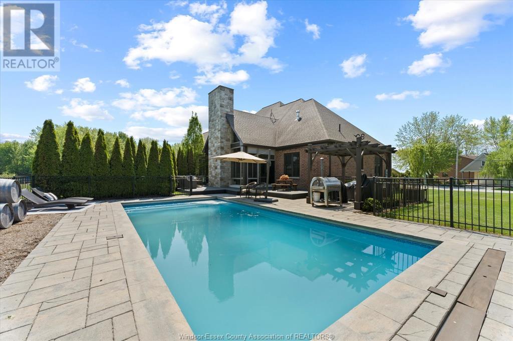 36 Willow Beach Road, Amherstburg, Ontario  N9V 2Y8 - Photo 44 - 25012435