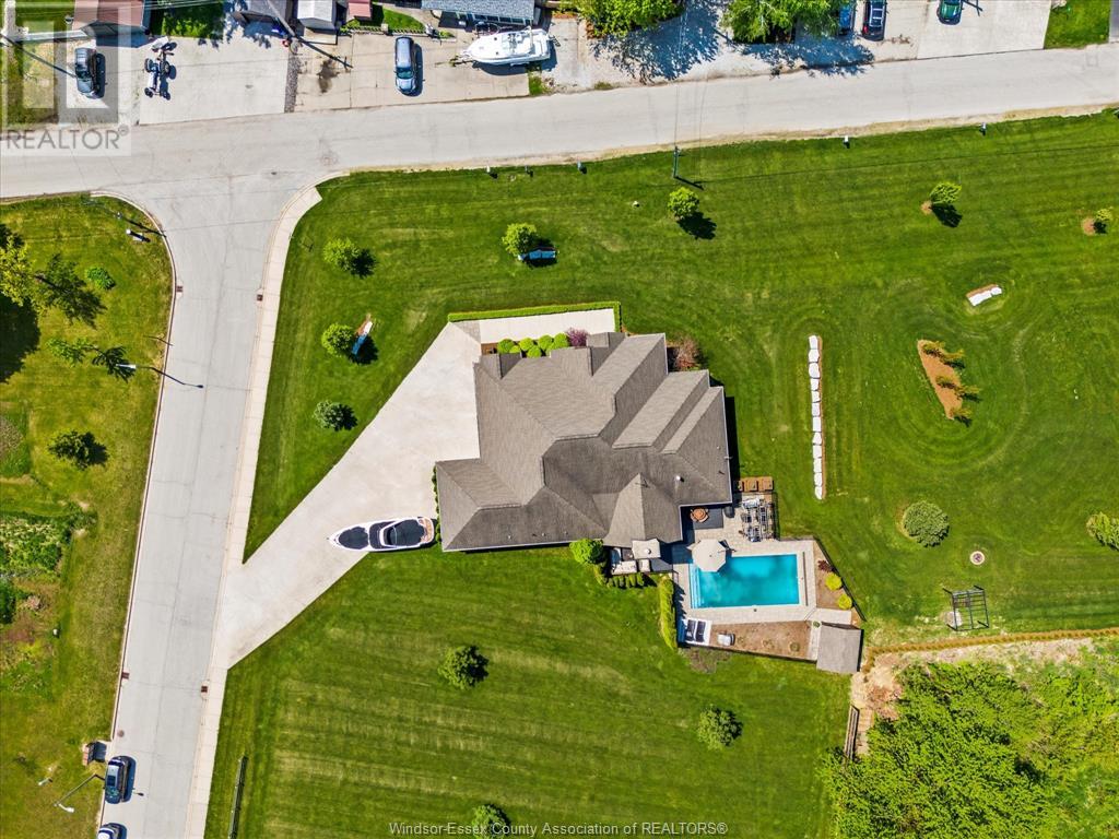 36 Willow Beach Road, Amherstburg, Ontario  N9V 2Y8 - Photo 47 - 25012435