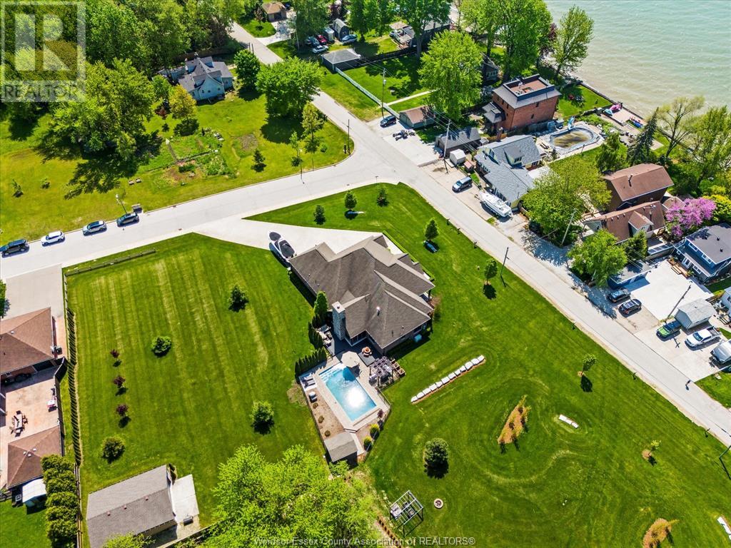 36 Willow Beach Road, Amherstburg, Ontario  N9V 2Y8 - Photo 50 - 25012435