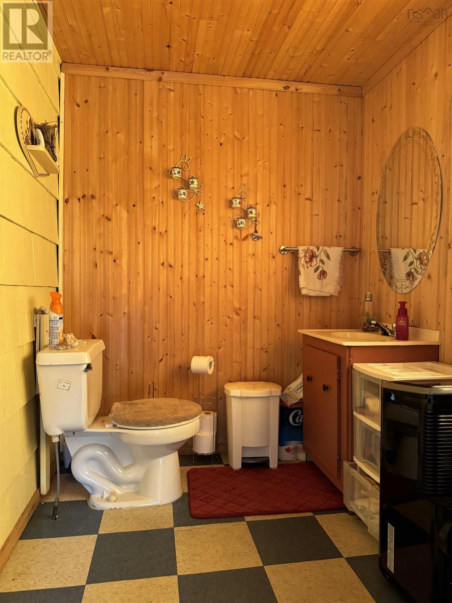 1081 Mooseland Road, Tangier, Nova Scotia  B0J 3H0 - Photo 14 - 202511500