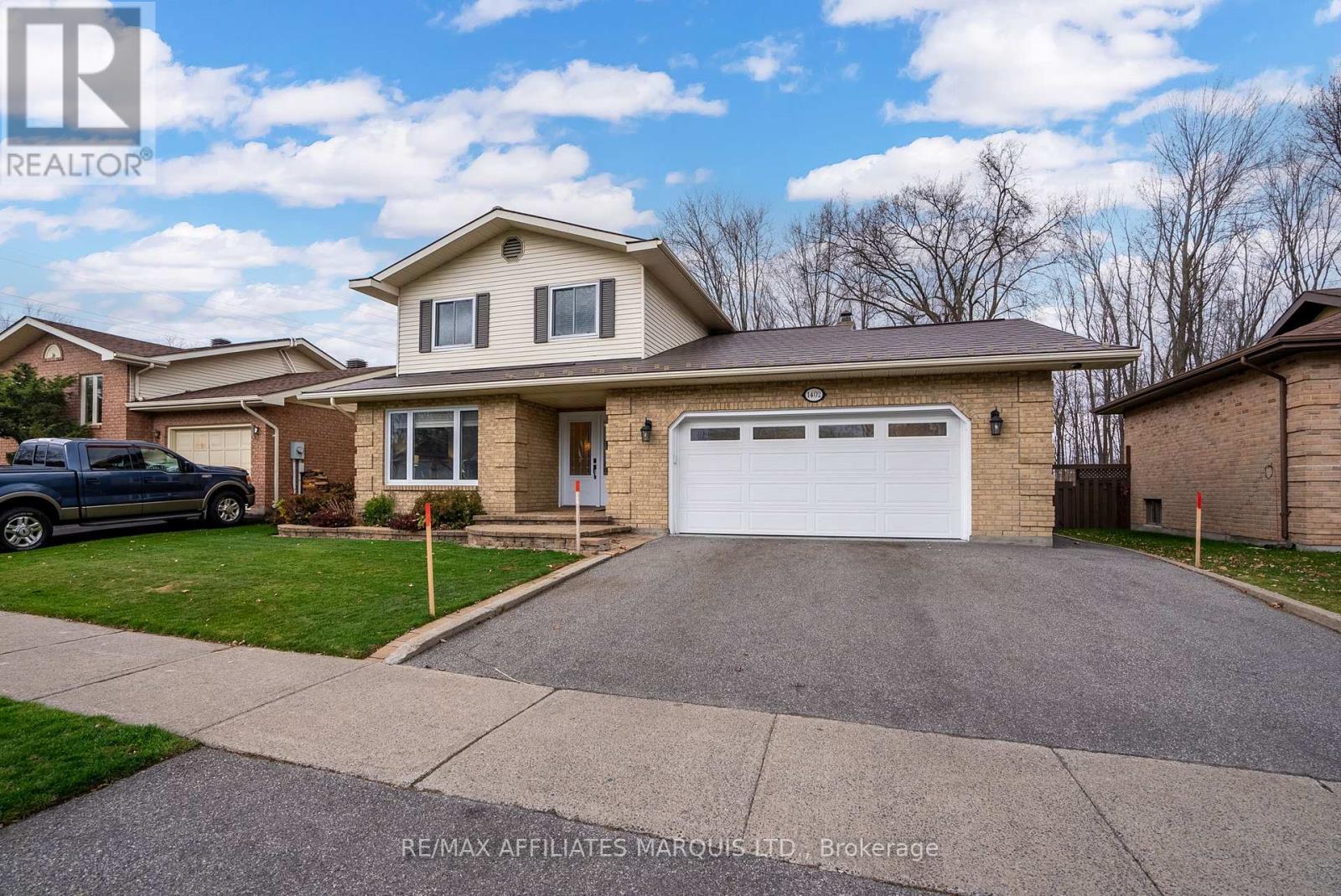 Property at 1402 HOLY CROSS BOULEVARD image 1