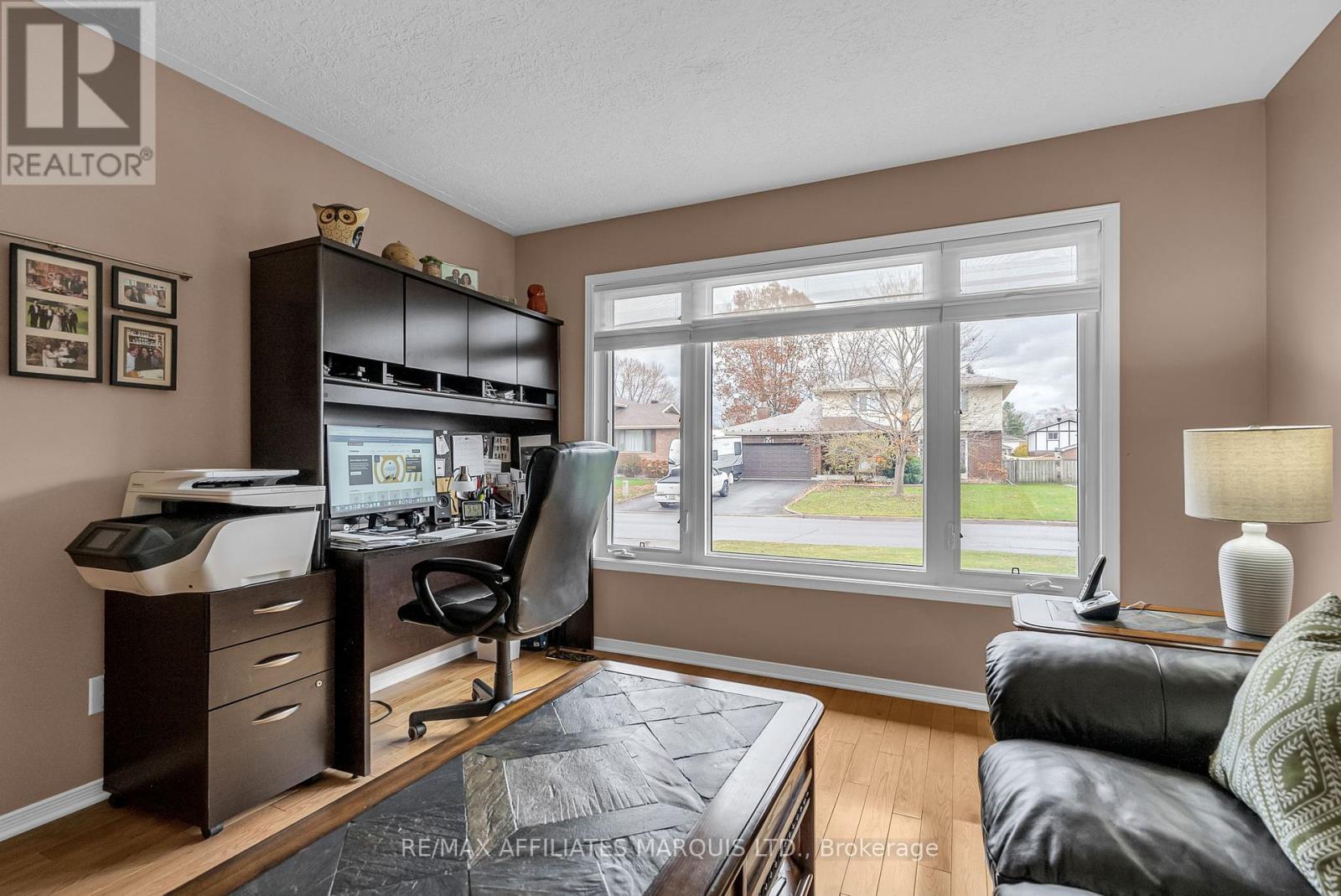 Property at 1402 HOLY CROSS BOULEVARD image 4