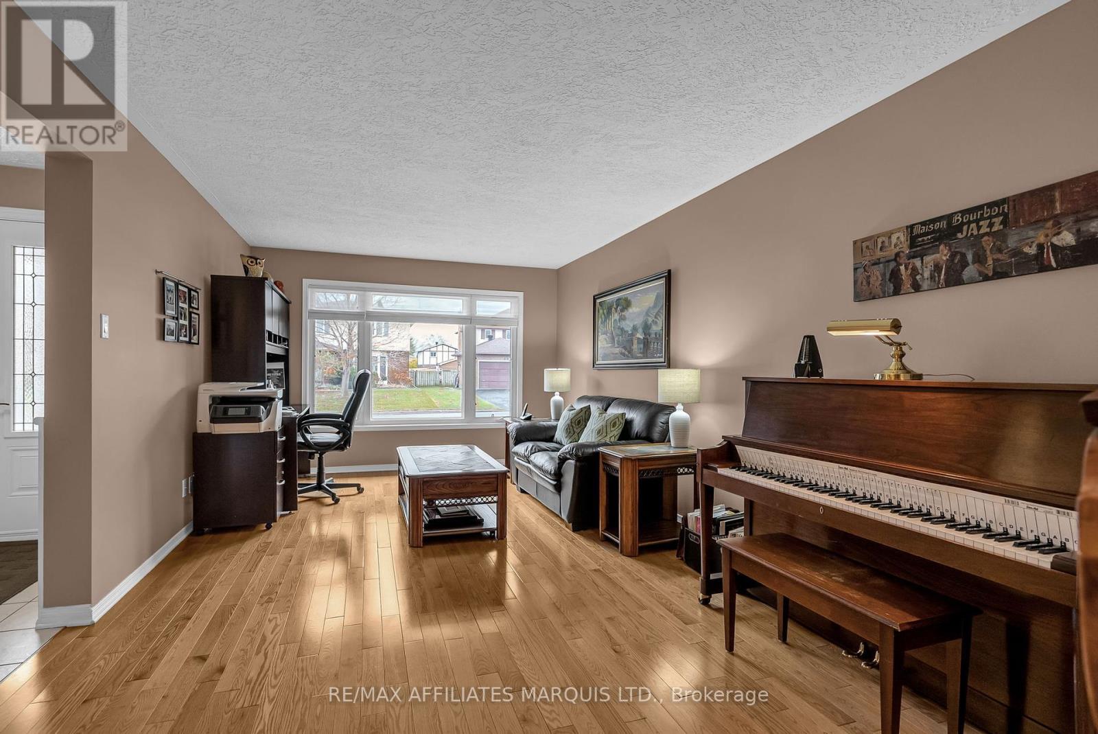 Property at 1402 HOLY CROSS BOULEVARD image 5