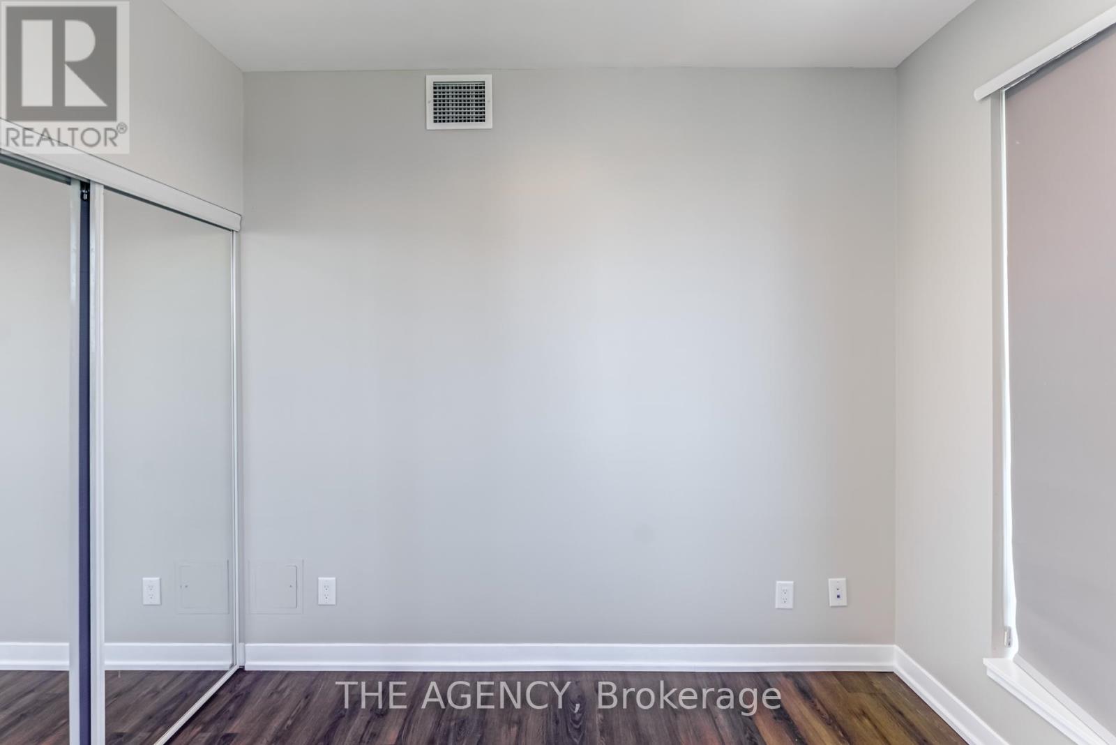 2009 - 225 Sackville Street, Toronto, Ontario  M5A 0B9 - Photo 18 - C12158150