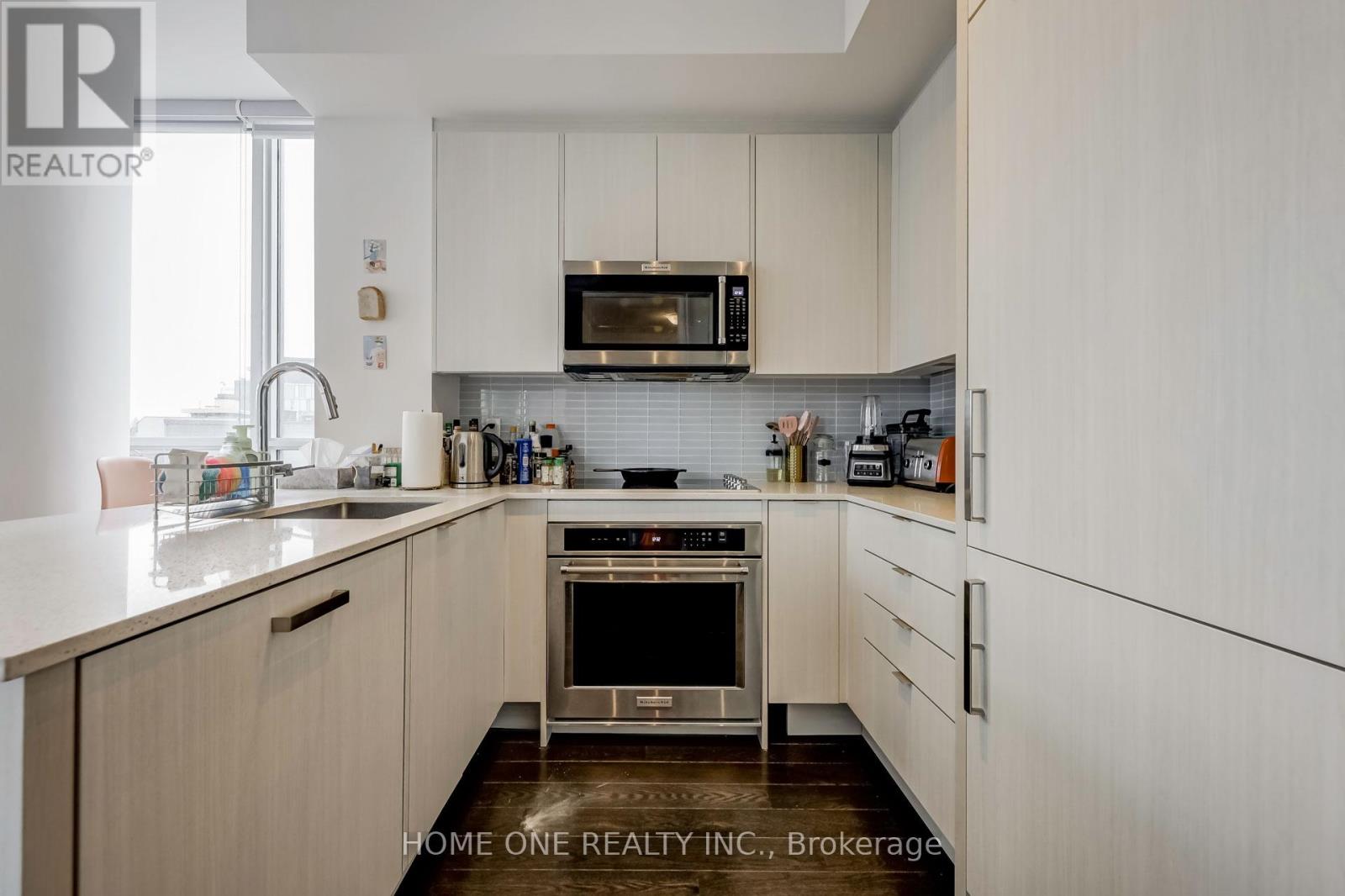 404 - 181 Bedford Road, Toronto, Ontario  M5R 0C2 - Photo 11 - C12158153