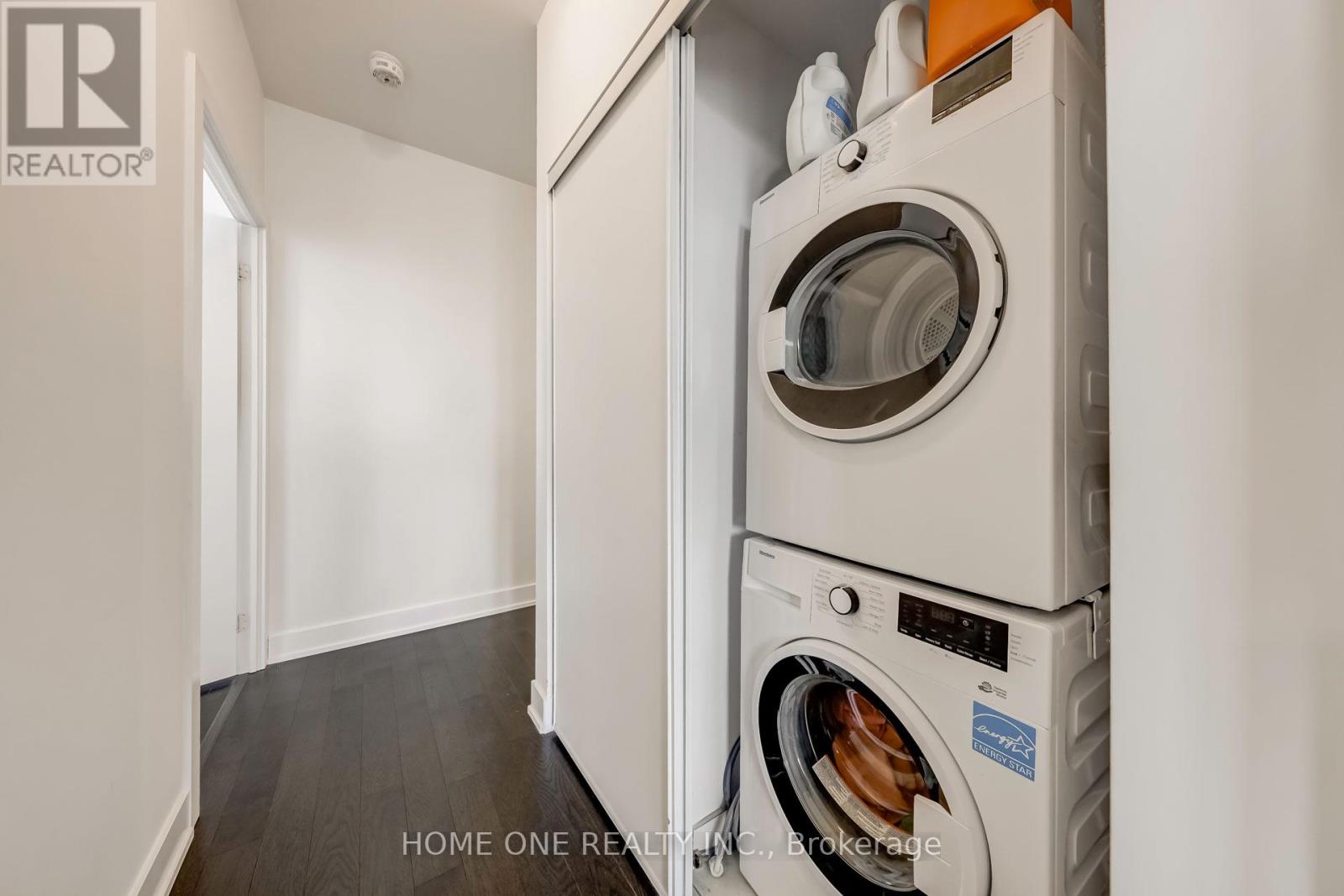404 - 181 Bedford Road, Toronto, Ontario  M5R 0C2 - Photo 9 - C12158153