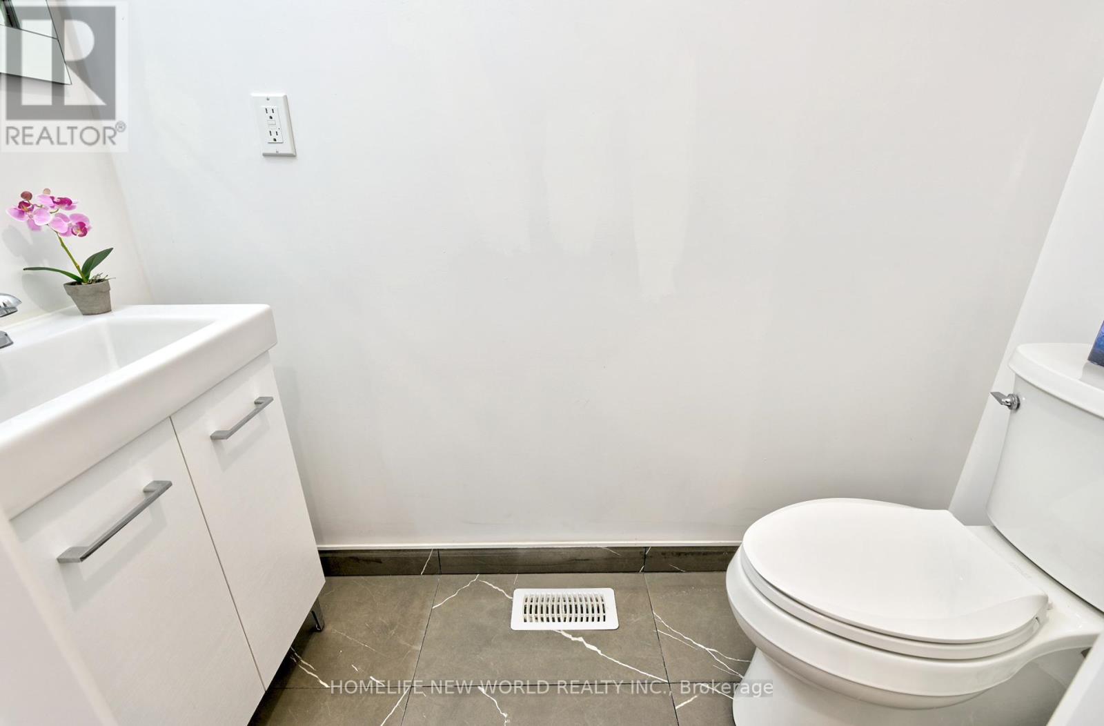 253 Albany Avenue, Toronto, Ontario  M5R 3C7 - Photo 11 - C12158176