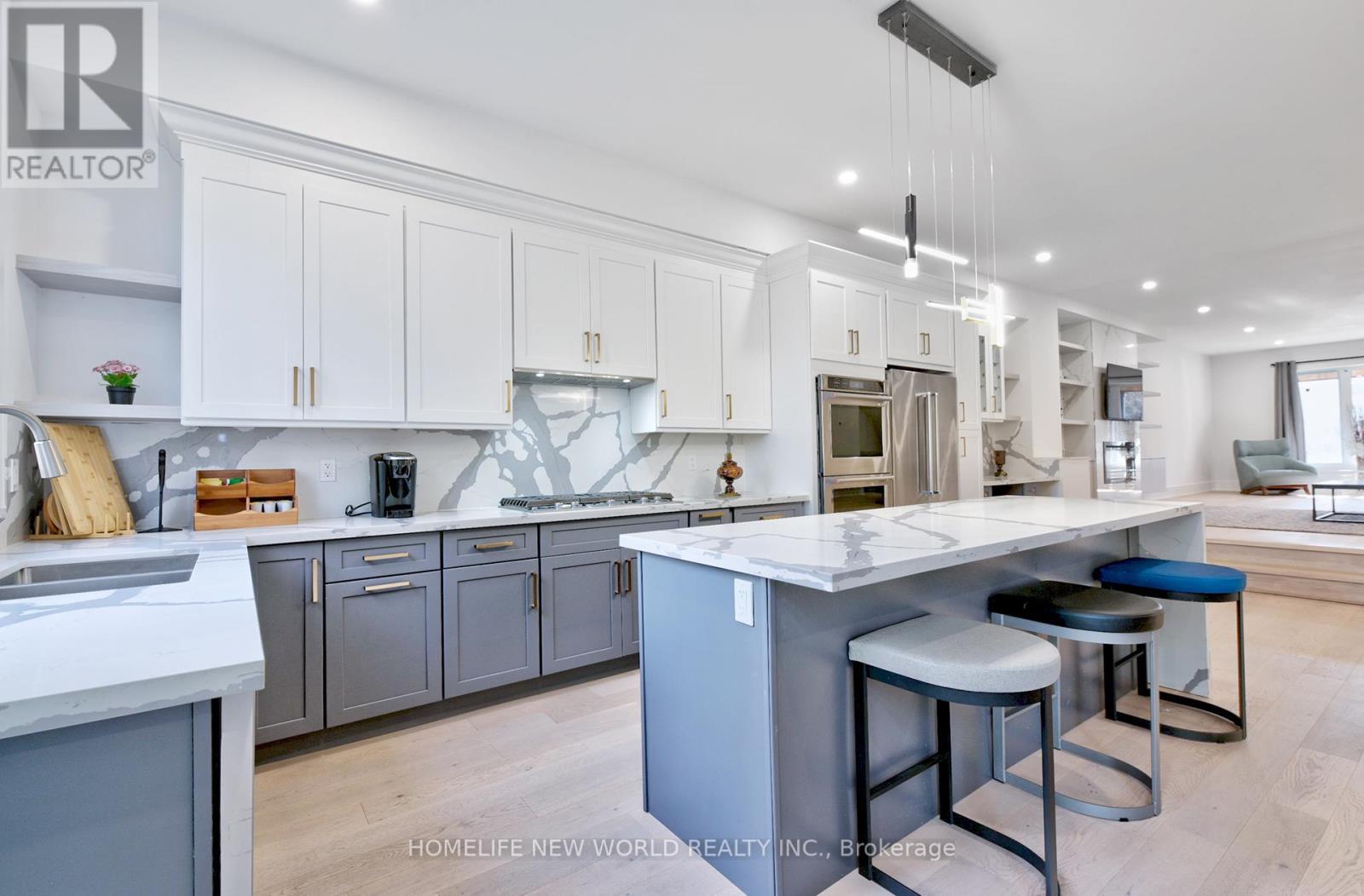 253 Albany Avenue, Toronto, Ontario  M5R 3C7 - Photo 17 - C12158176