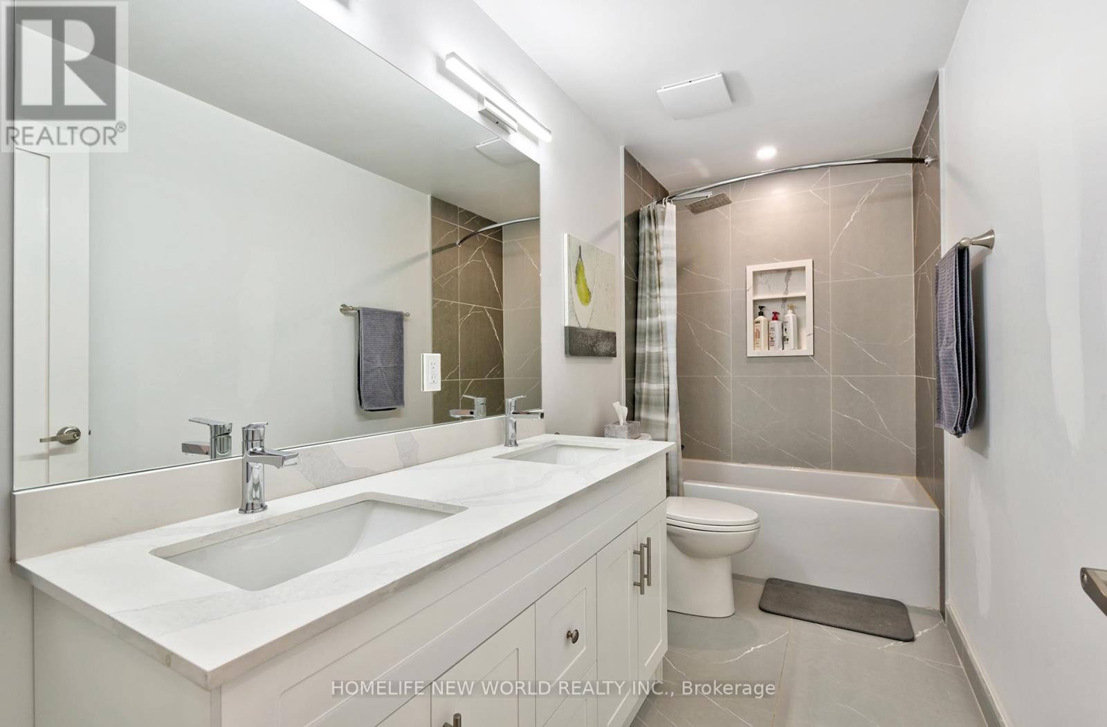 253 Albany Avenue, Toronto, Ontario  M5R 3C7 - Photo 25 - C12158176