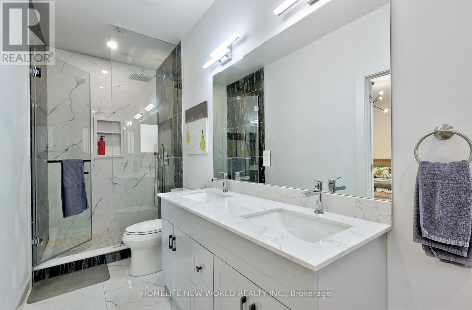 253 Albany Avenue, Toronto, Ontario  M5R 3C7 - Photo 30 - C12158176