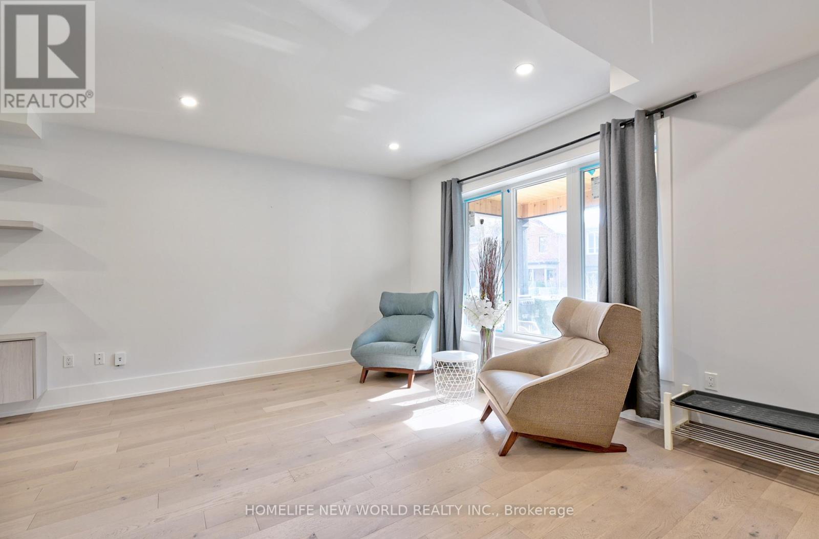 253 Albany Avenue, Toronto, Ontario  M5R 3C7 - Photo 6 - C12158176
