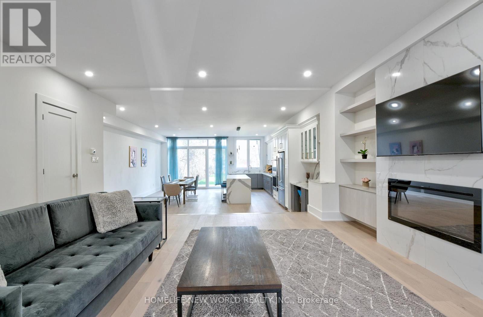 253 Albany Avenue, Toronto, Ontario  M5R 3C7 - Photo 9 - C12158176