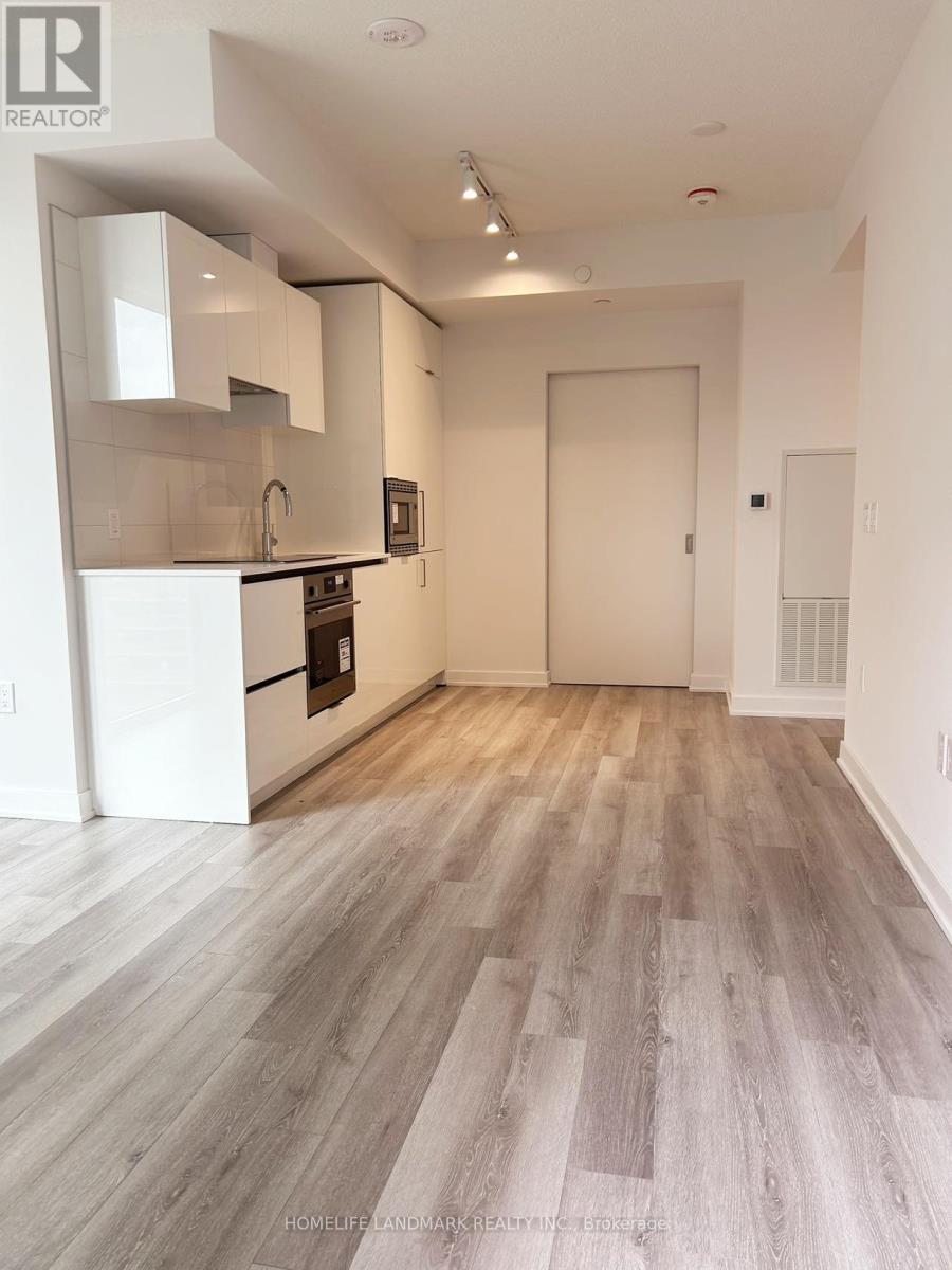 914 - 121 St Patrick Street, Toronto, Ontario  M5T 0B8 - Photo 4 - C12158205