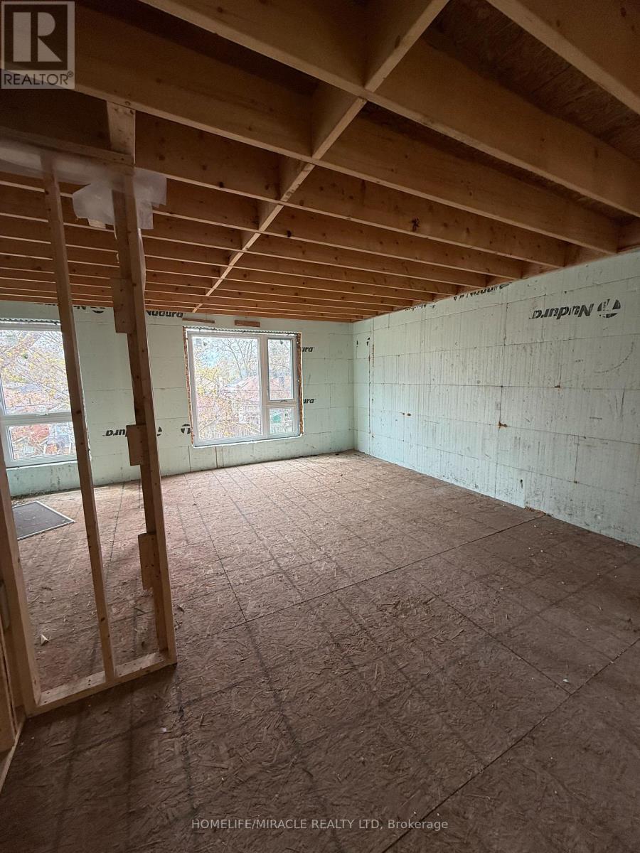 40 August Avenue, Toronto, Ontario  M1L 3M9 - Photo 11 - E12158220