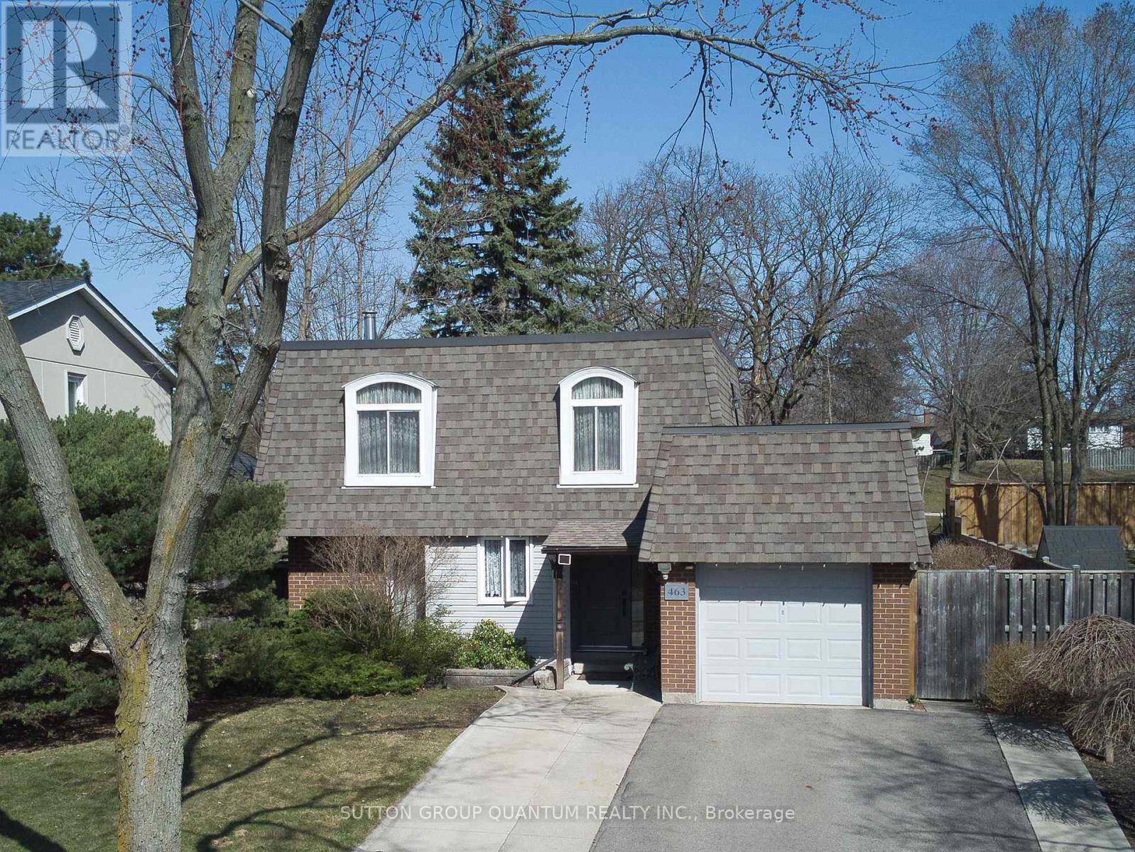 463 Lolita Gardens, Mississauga, Ontario  L5A 2A8 - Photo 3 - W12065450