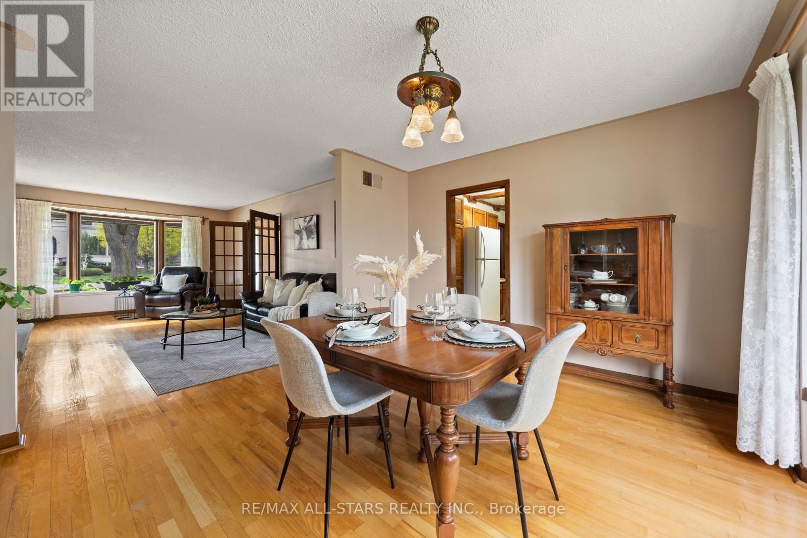145 Pemberton Road, Richmond Hill, Ontario  L4C 3T6 - Photo 11 - N12129706