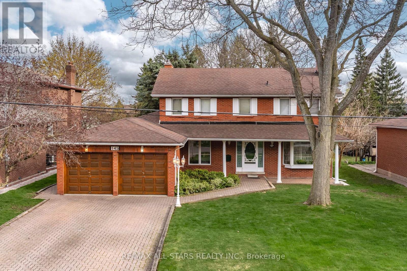 145 Pemberton Road, Richmond Hill, Ontario  L4C 3T6 - Photo 2 - N12129706