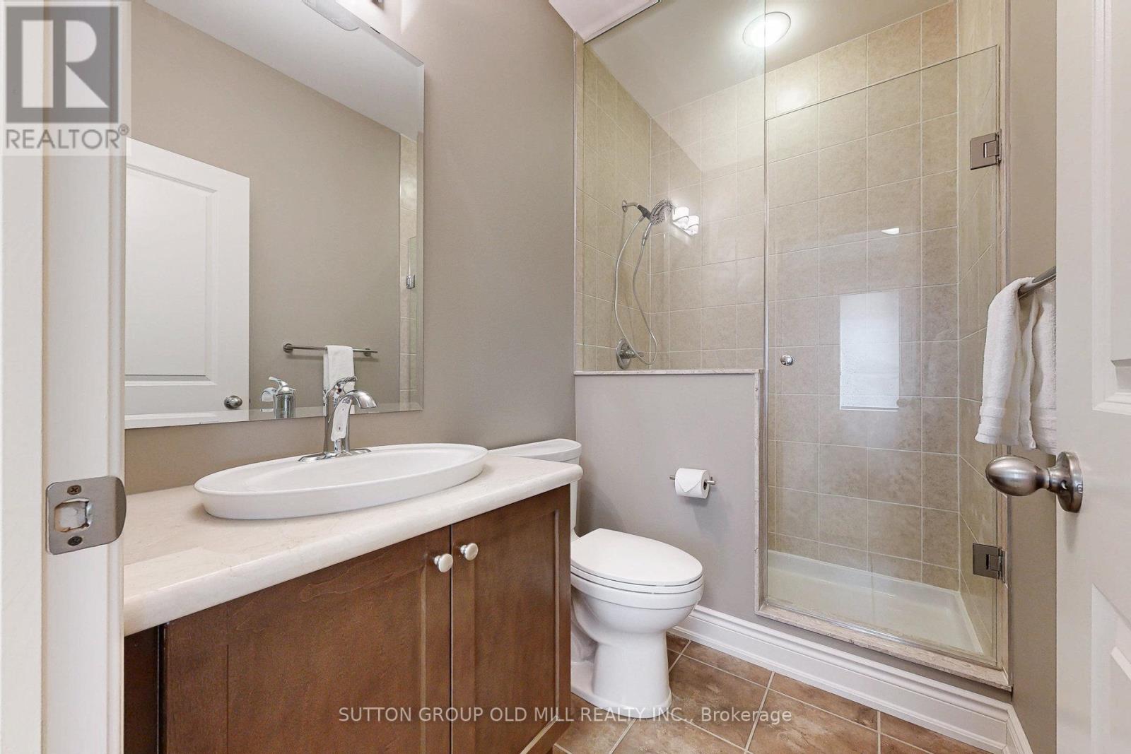 47 Manor Forest Road, East Gwillimbury, Ontario  L0G 1M0 - Photo 37 - N12158223