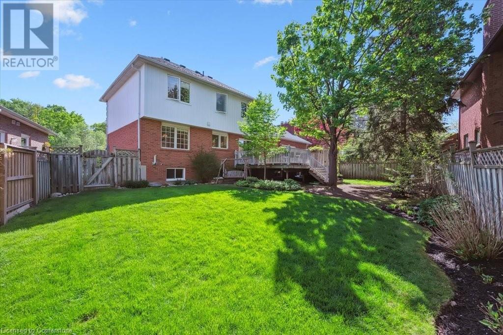 558 Hemingway Place, Waterloo, Ontario  N2T 1Z5 - Photo 36 - 40729139