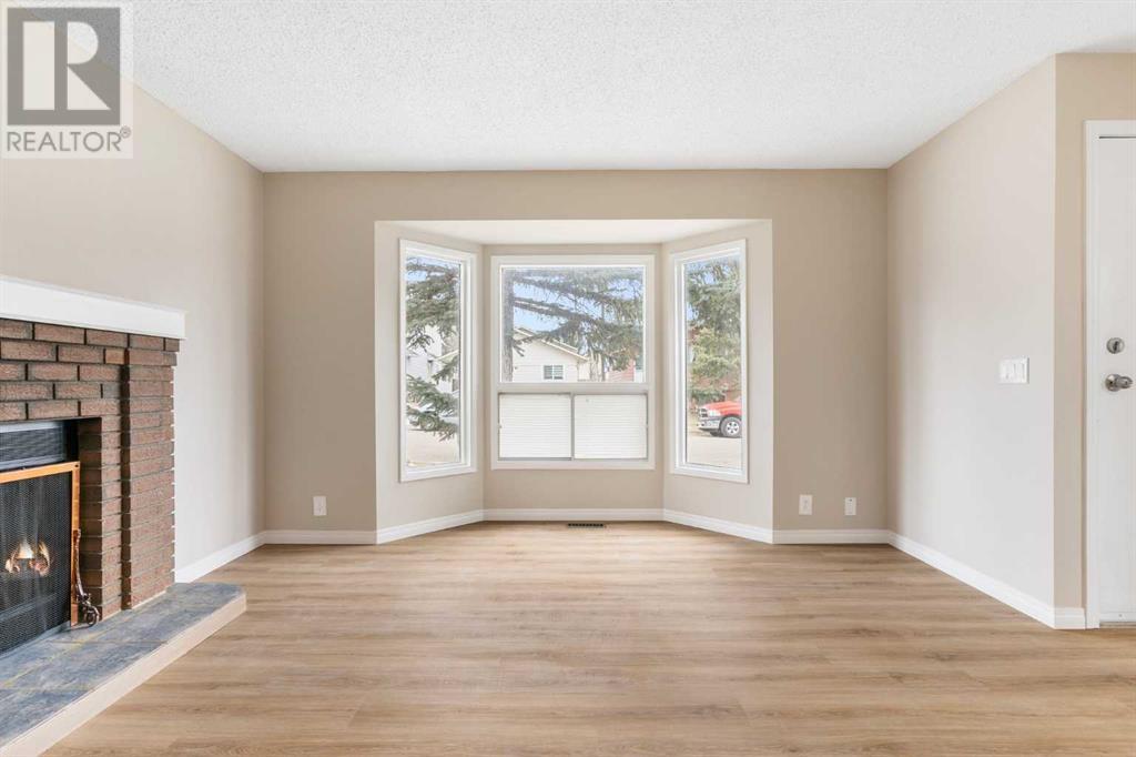 138 Sandstone Road Nw, Calgary, Alberta  T3K 2W8 - Photo 6 - A2209624