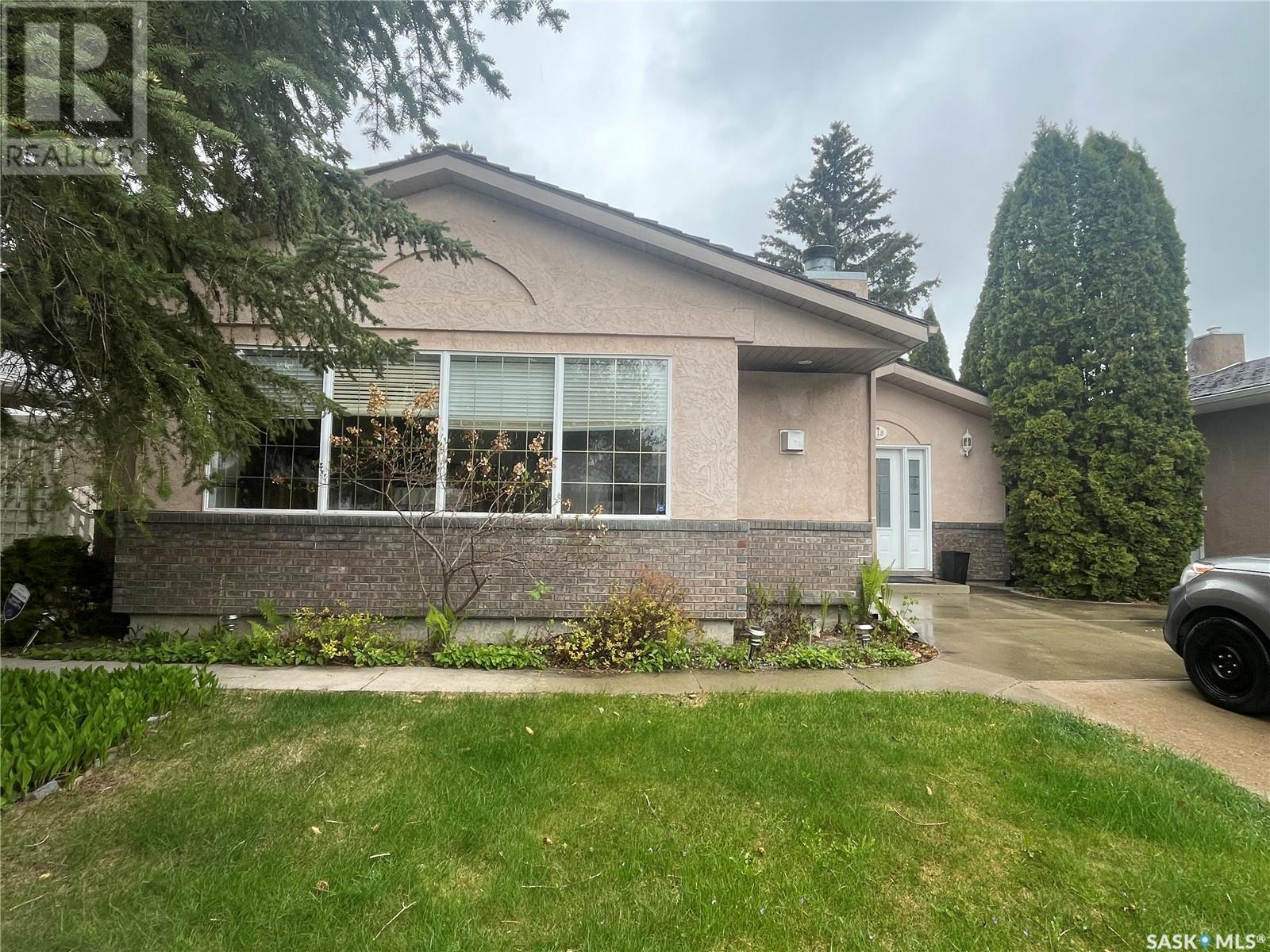 Property at 918 EAST CENTRE image 1
