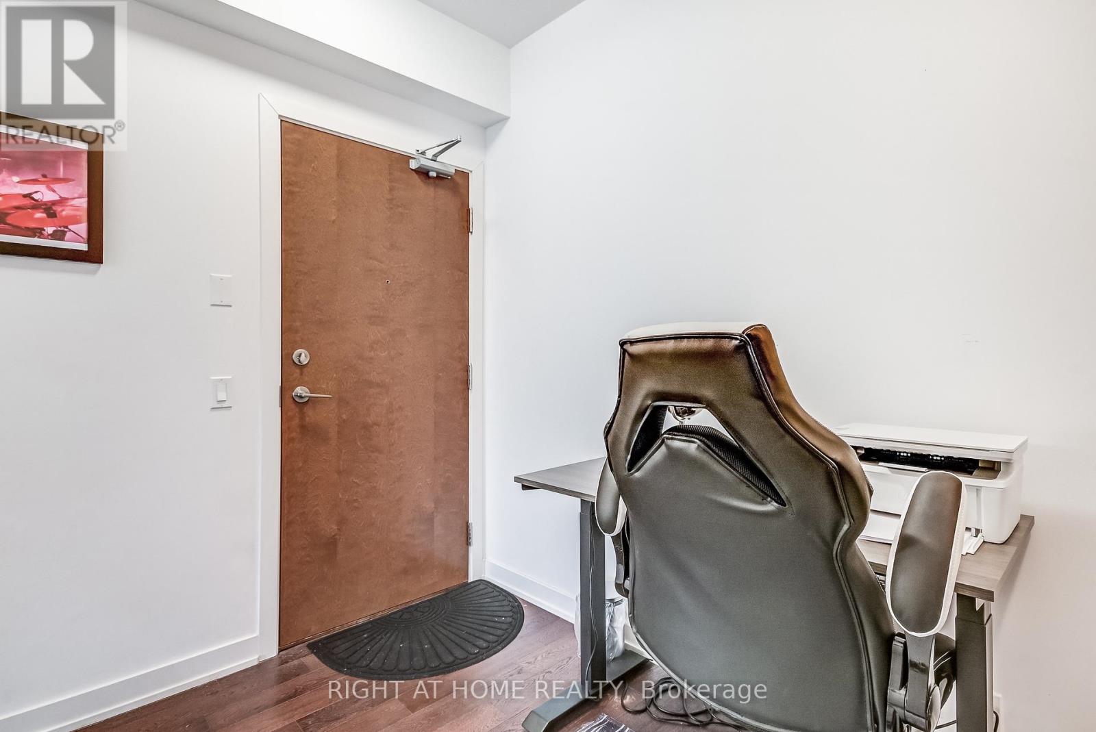 2710 - 2212 Lake Shore Boulevard W, Toronto, Ontario  M8V 1A4 - Photo 19 - W12158187