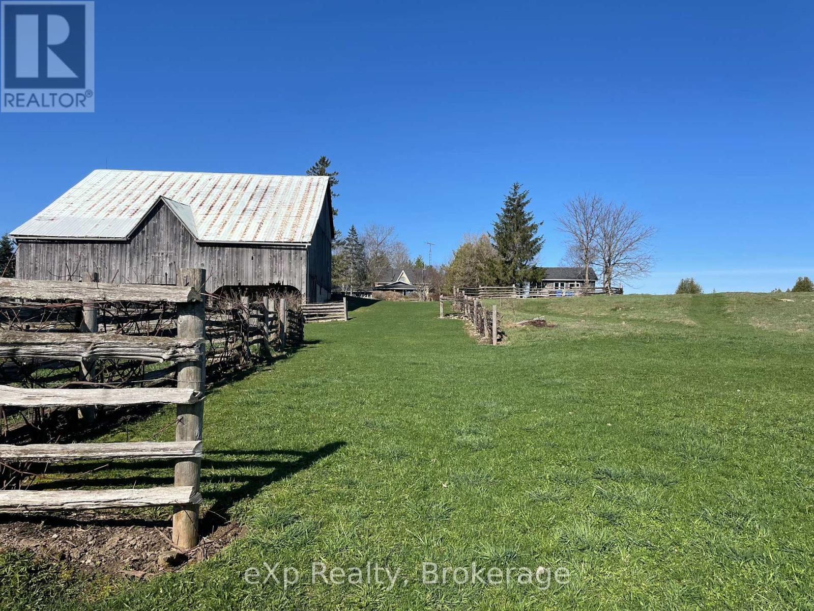 394213 Concession 2, West Grey, Ontario  N0C 1H0 - Photo 40 - X12138100