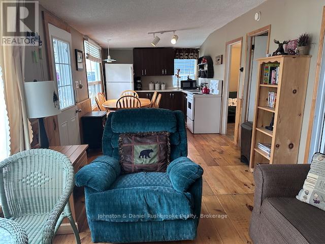 1039 Wonder Beach Road, Muskoka Lakes (Watt), Ontario  P0B 1M0 - Photo 6 - X12154861