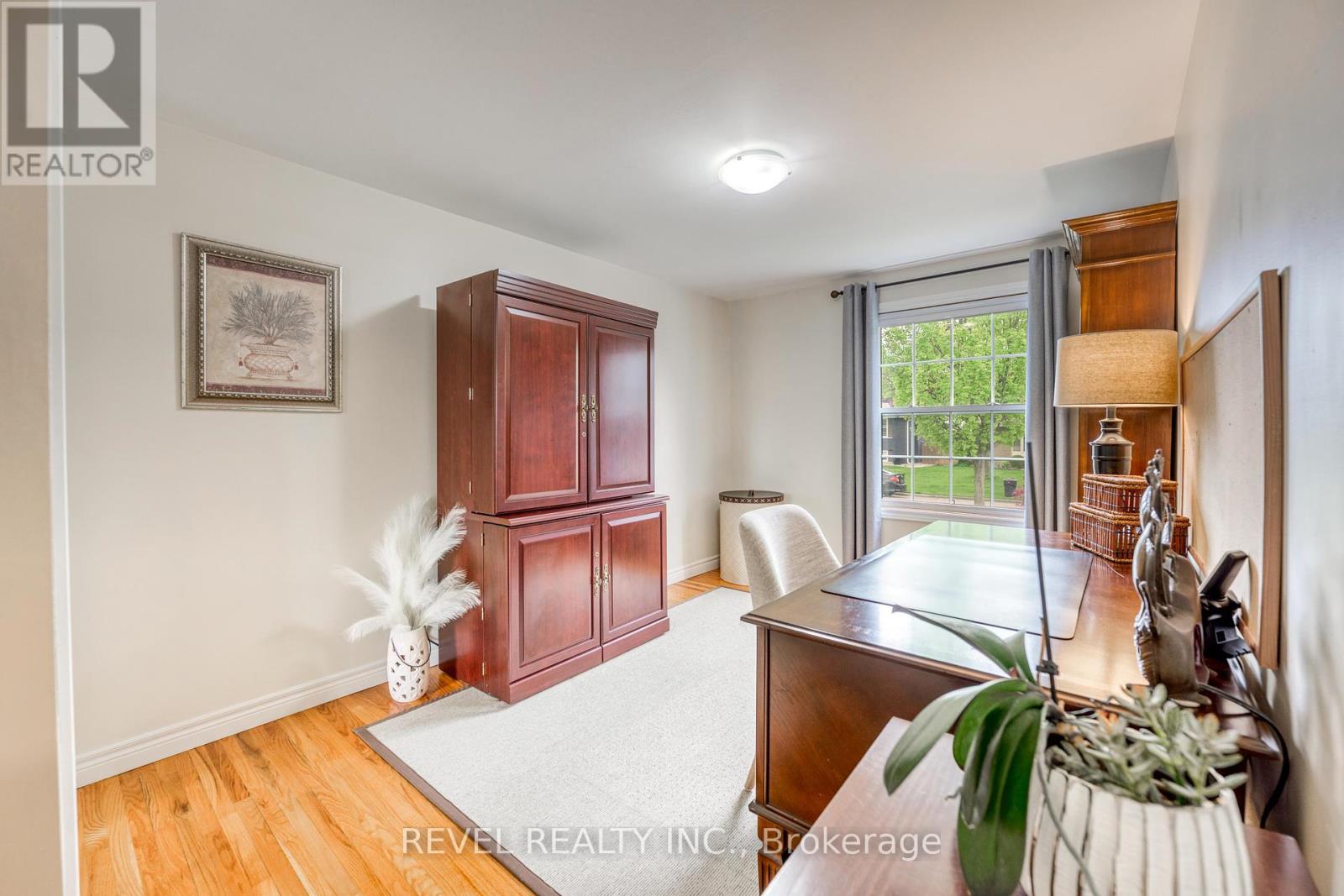 990 Allandale Drive, Sarnia, Ontario  N7S 3E4 - Photo 26 - X12158189