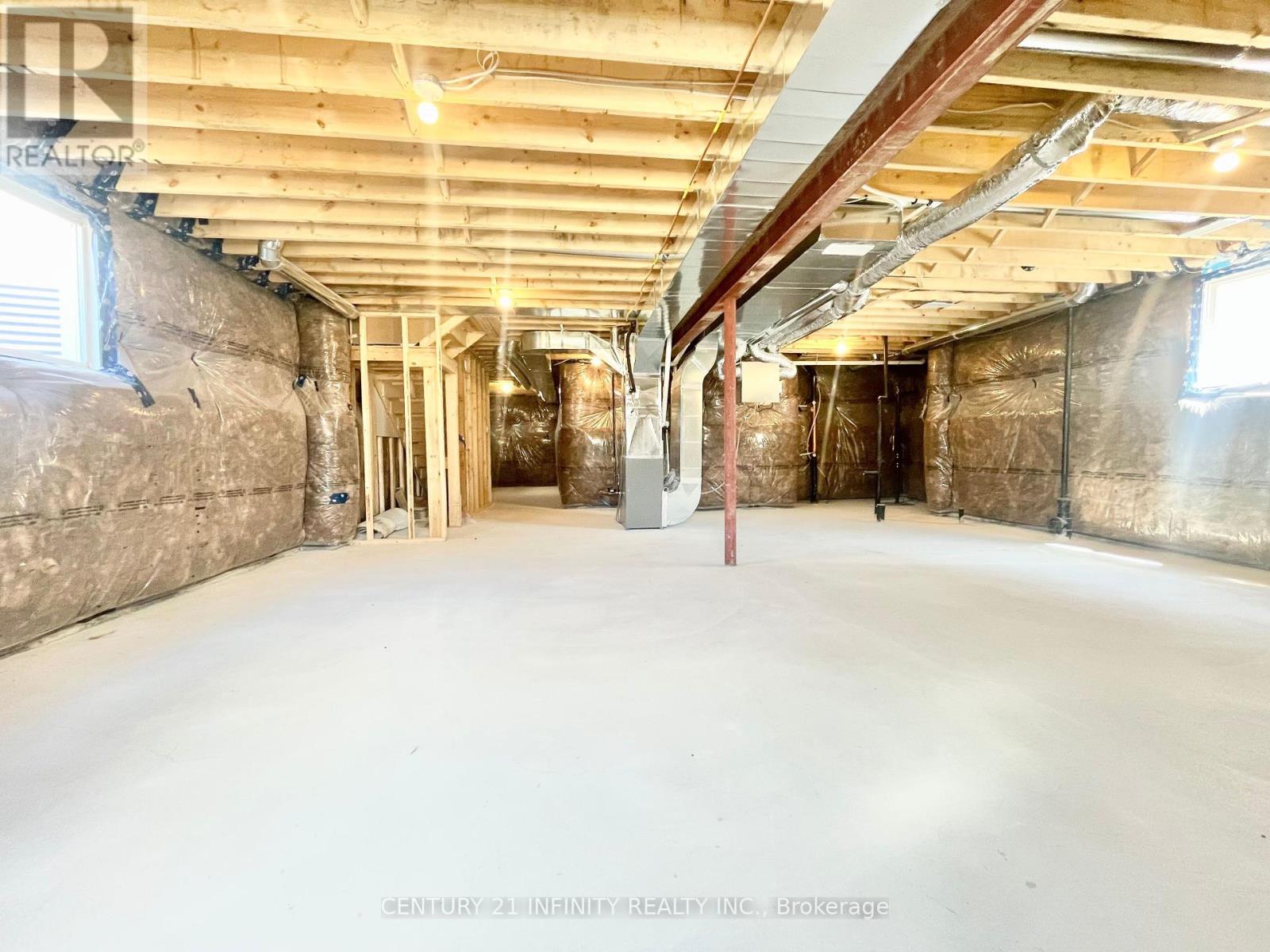 210 Cubitt Street, Clearview, Ontario  L0M 1S0 - Photo 39 - S12158297