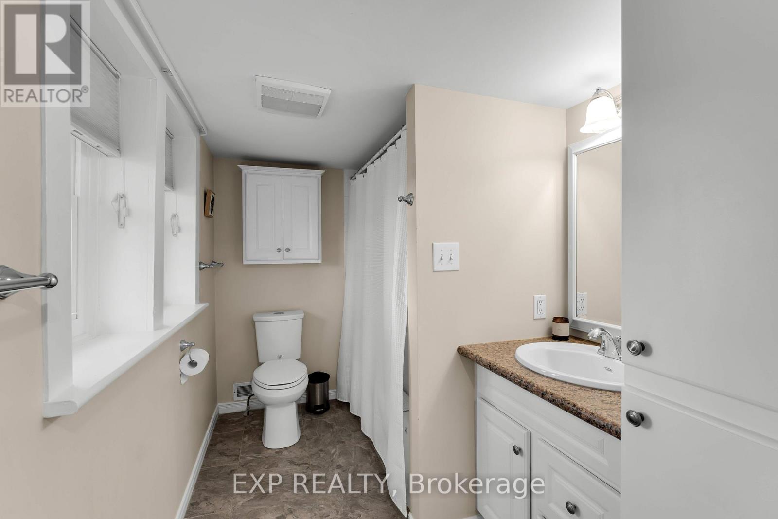 200 Dundas Street, Greater Napanee, Ontario  K7R 2A6 - Photo 16 - X12158233