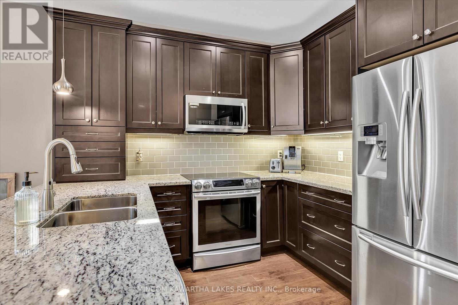 661 Goodwin Terrace, Peterborough North, Ontario  K9J 0H7 - Photo 10 - X12158409