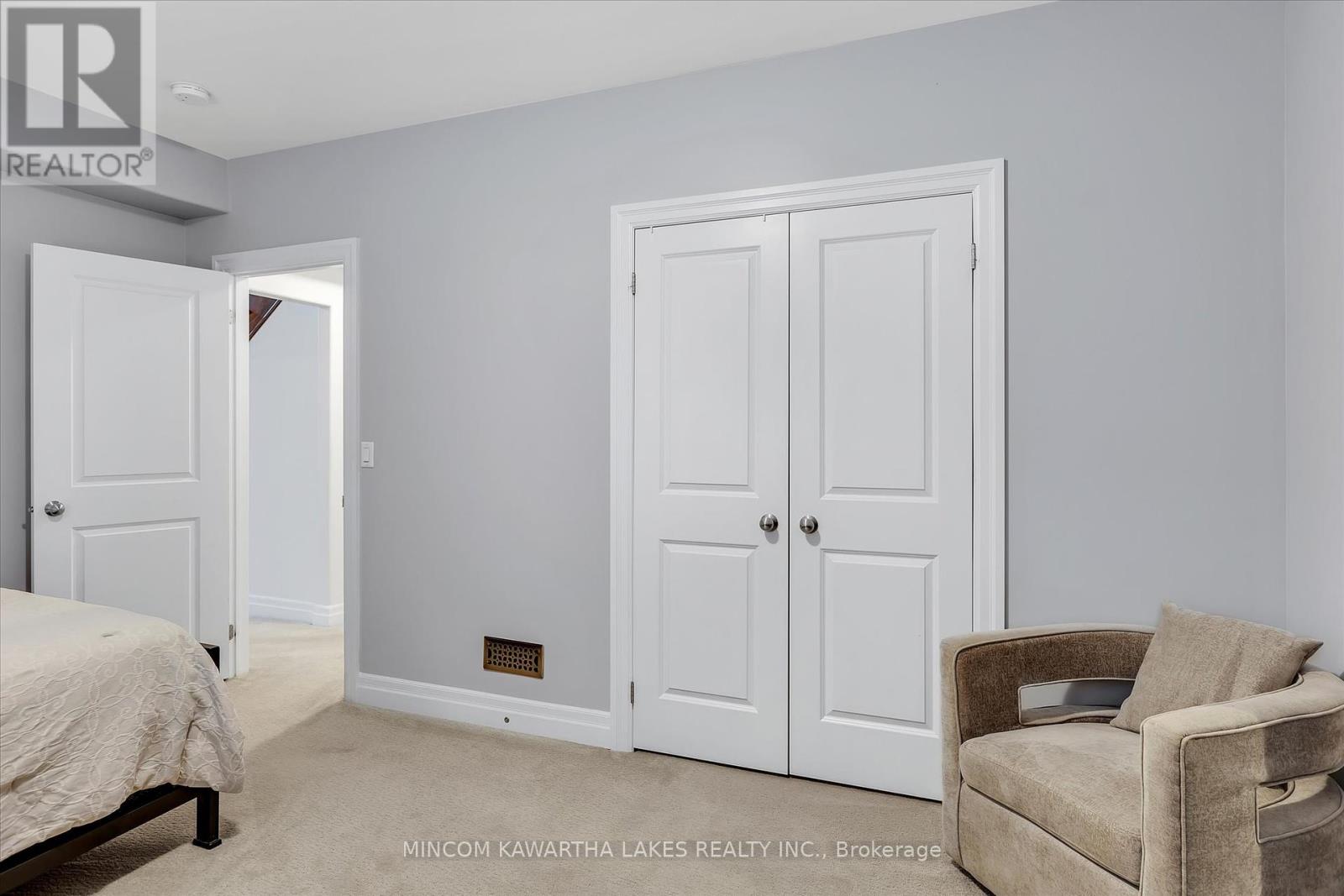 661 Goodwin Terrace, Peterborough North, Ontario  K9J 0H7 - Photo 32 - X12158409