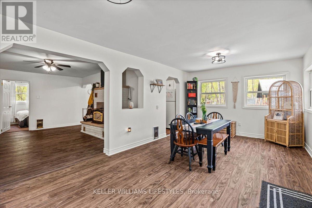 6085 Danbea Lane, Lambton Shores (Kettle Point), Ontario  N0N 1J1 - Photo 7 - X12158264