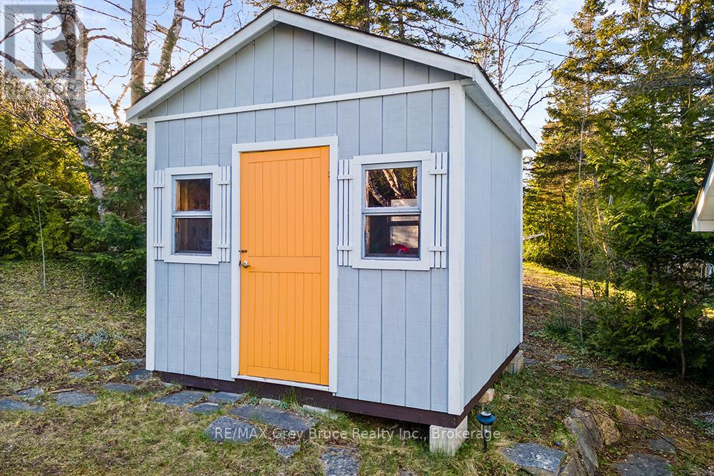 94 Isthmus Bay Road, Northern Bruce Peninsula, Ontario  N0H 1W0 - Photo 25 - X12077070
